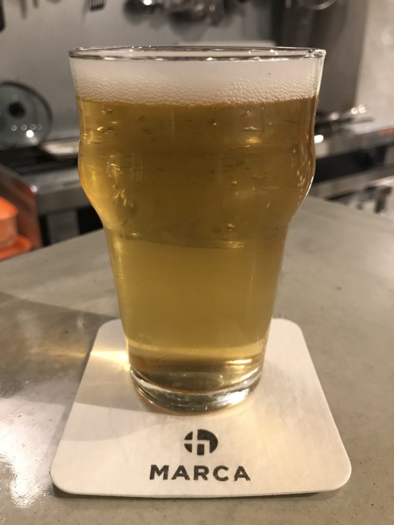 大阪のmarcaにて カミカゼ6周年記念ビール の限定醸造 Session Ipa セッションipa を樽で飲みました クラフトビール のことならビアナビ