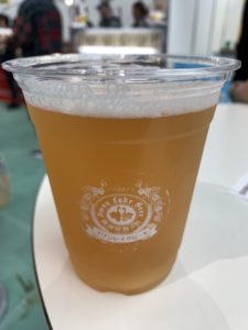 スワンレイクビール(Fruit bomb sour IPA)